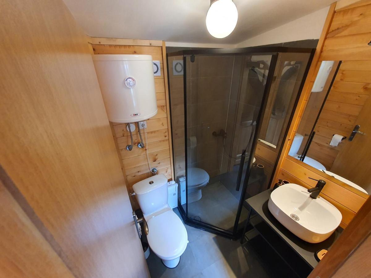 Apartments Ostojic Μόκρα Γκόρα Εξωτερικό φωτογραφία